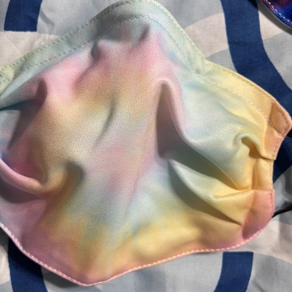 New set/3 tie dye soft face masks - Picture 4 of 5